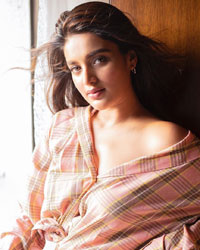 Nidhhi Agerwal